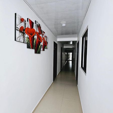 Hotel Big Ben Malaga Santander Екстериор снимка