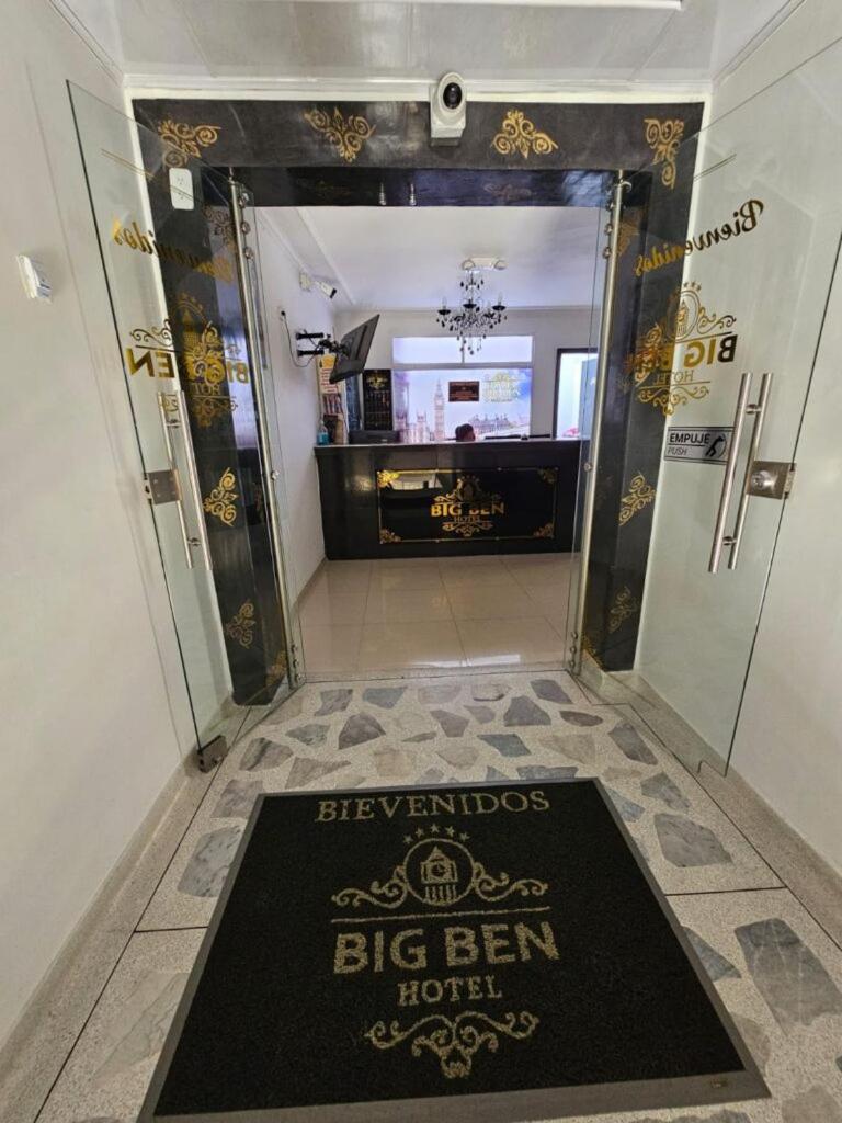Hotel Big Ben Malaga Santander Екстериор снимка