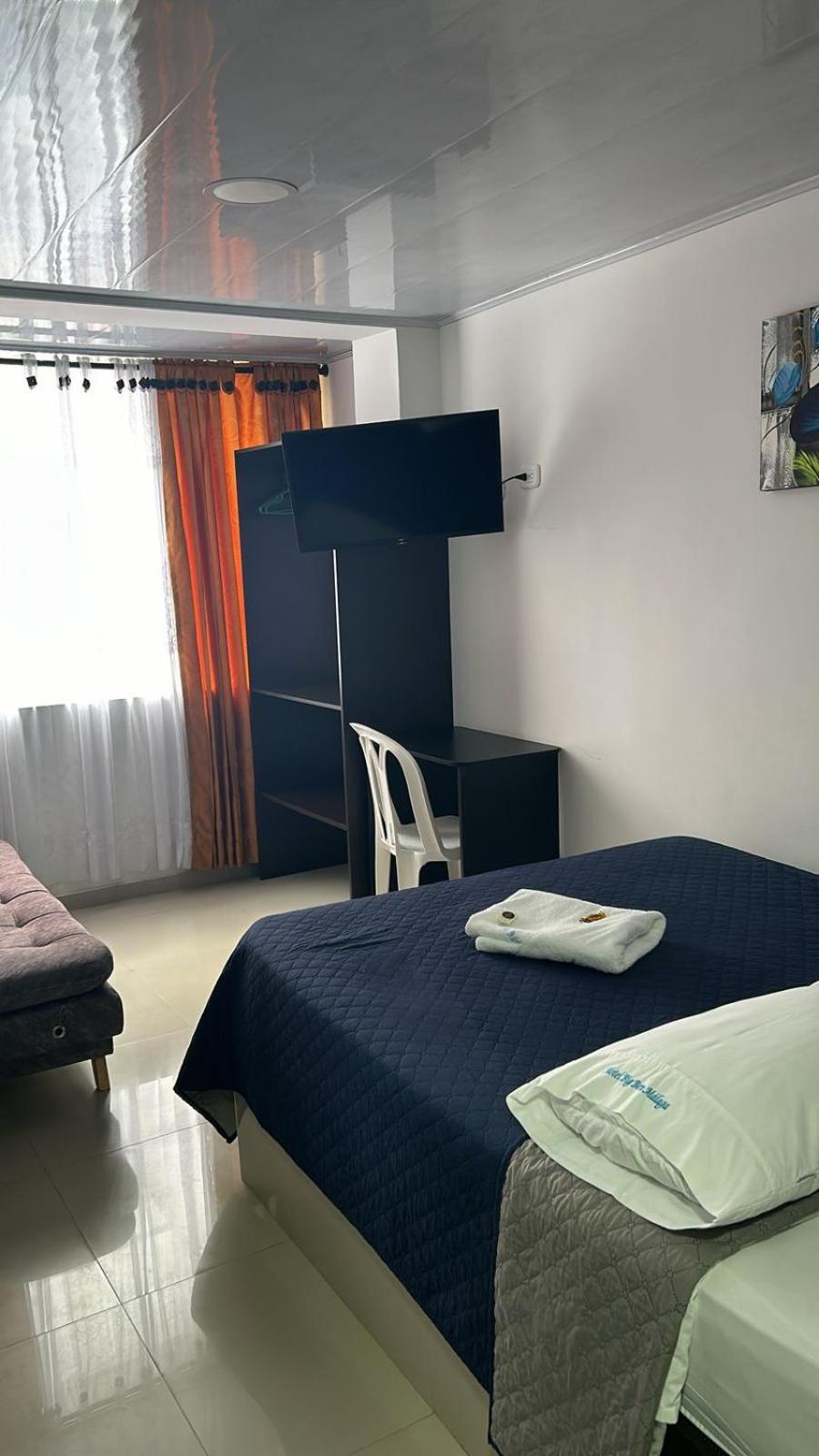 Hotel Big Ben Malaga Santander Екстериор снимка